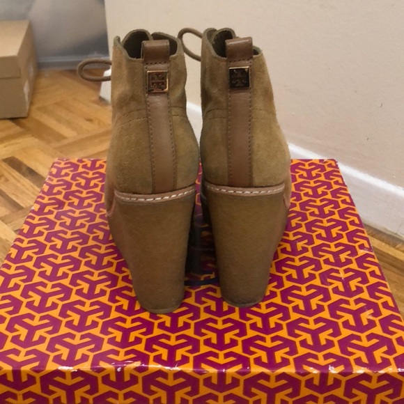 COPY - Tory Burch Denise Wedge - Picture 2 of 6